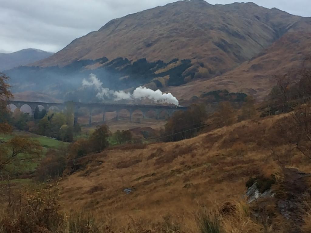 Corran Bunkhouse Hotel Luaran gambar The Jacobite on the West Highland Line